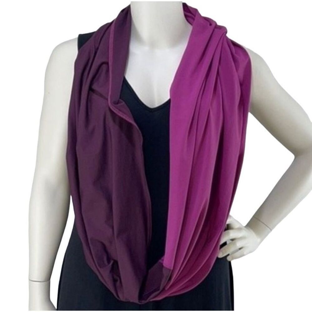 Fabletics infinity scarf - Picture 3 of 3